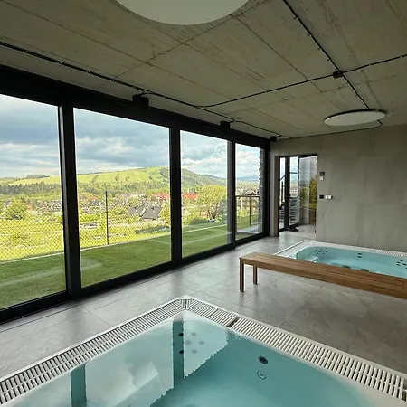 Tatrytop Sloneczna Jacuzzi & Sauna アパートホテル ビャウカ